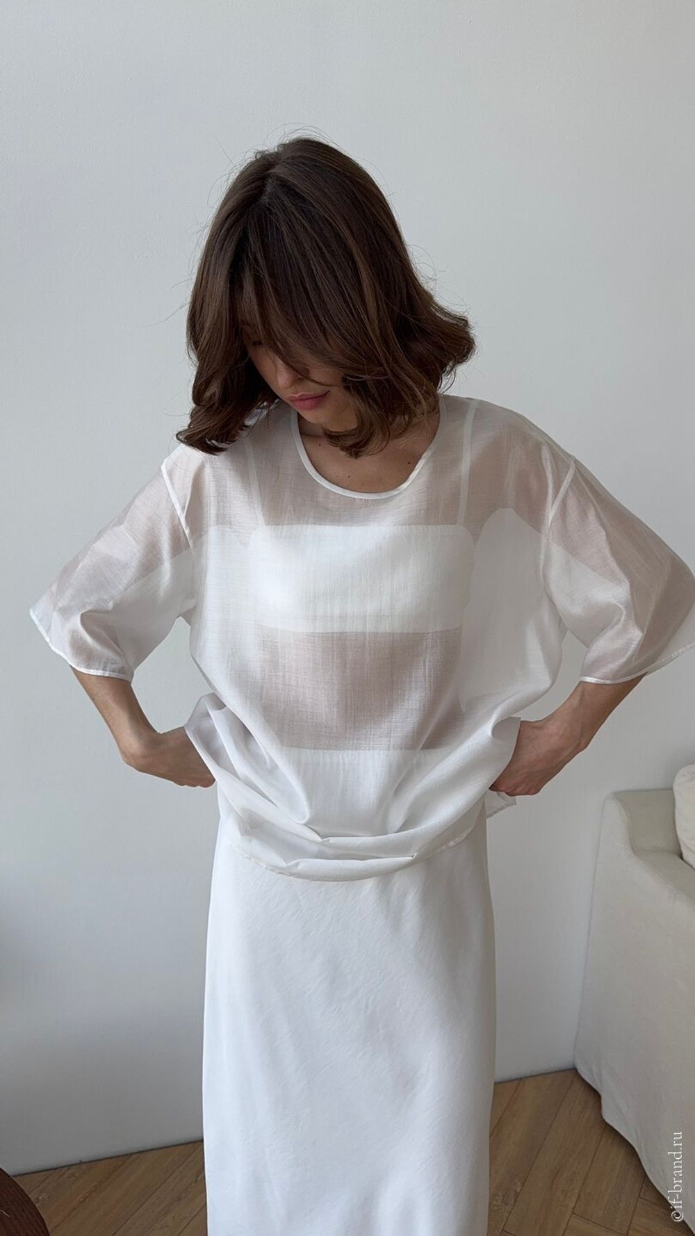 футболка AMI voluptuous