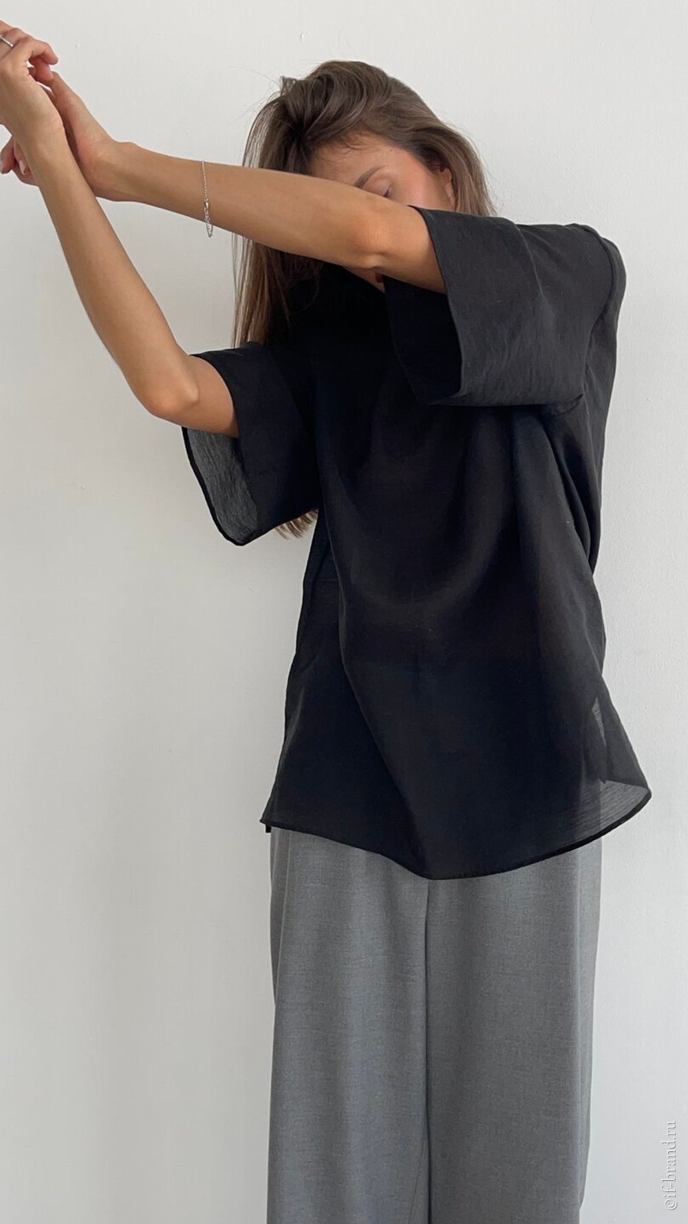 футболка AMI voluptuous